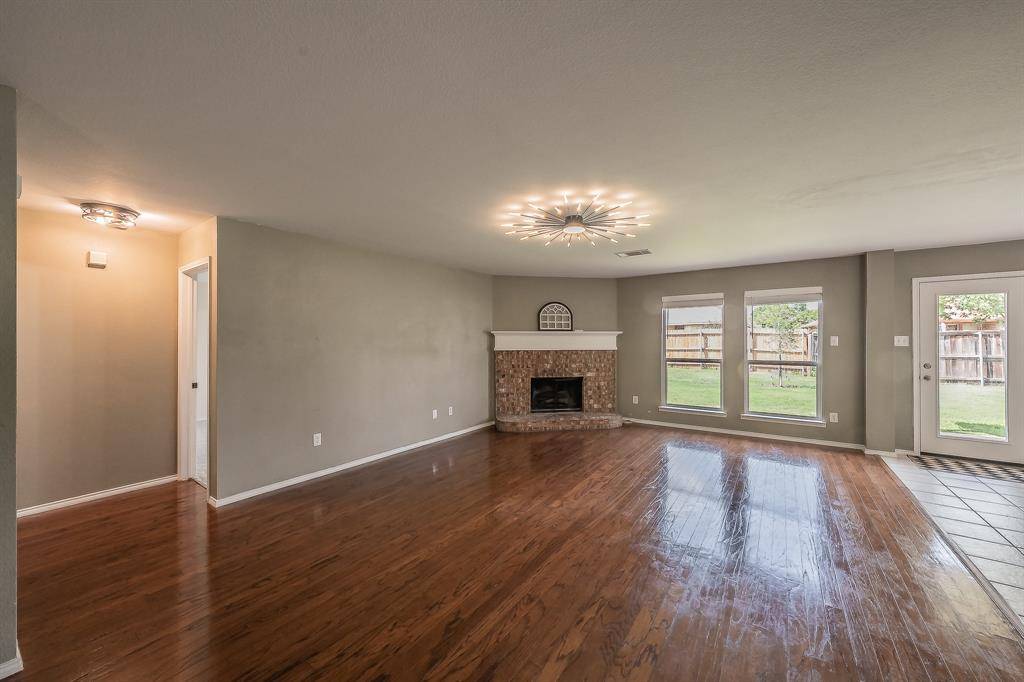 108 Tripp Trail, Denton, TX 76207