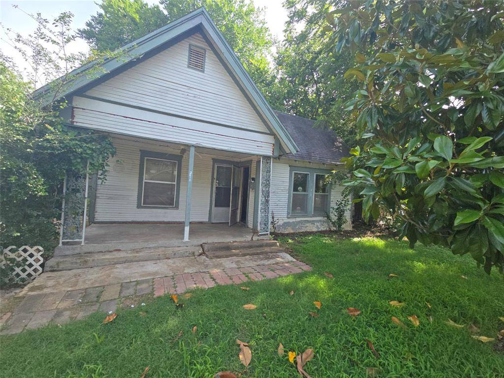 2610 Brandon Street, Dallas, TX 75211