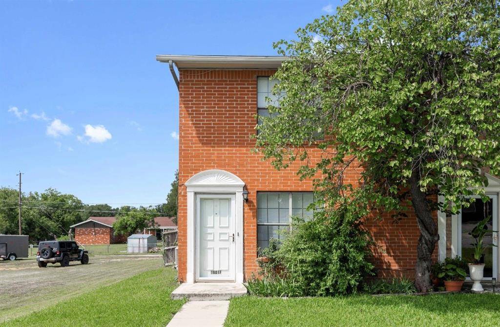 1601 14th Street #F, Brownwood, TX 76801