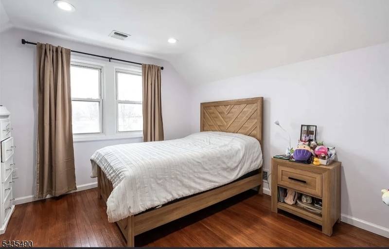 106 Speer Ave #3, Clifton City, NJ 07013