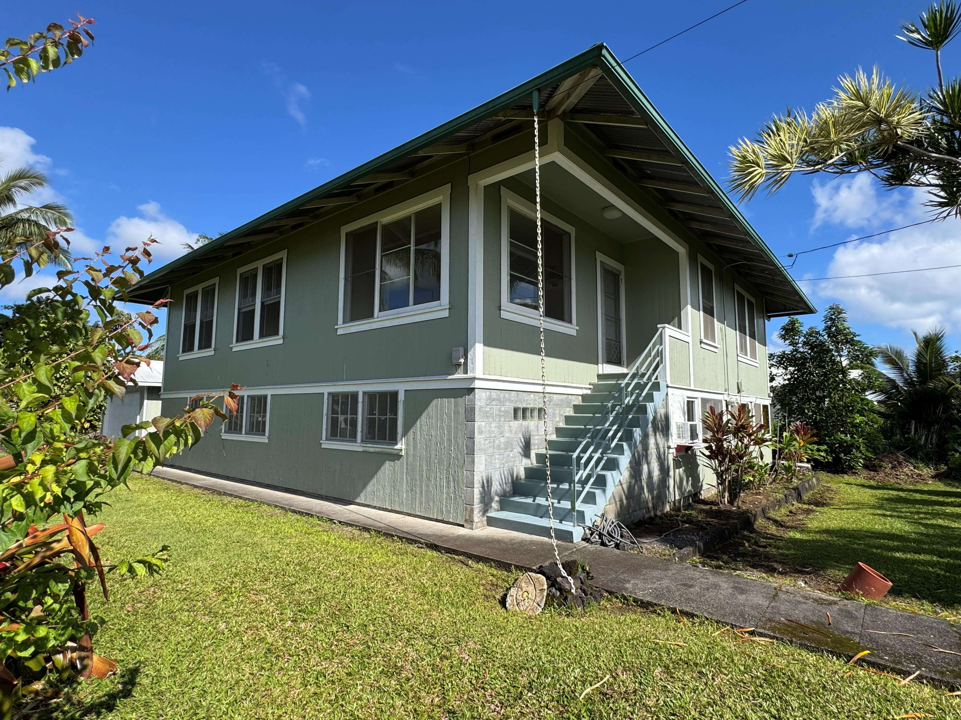 524 LAUKAPU ST, Hilo, HI 96720