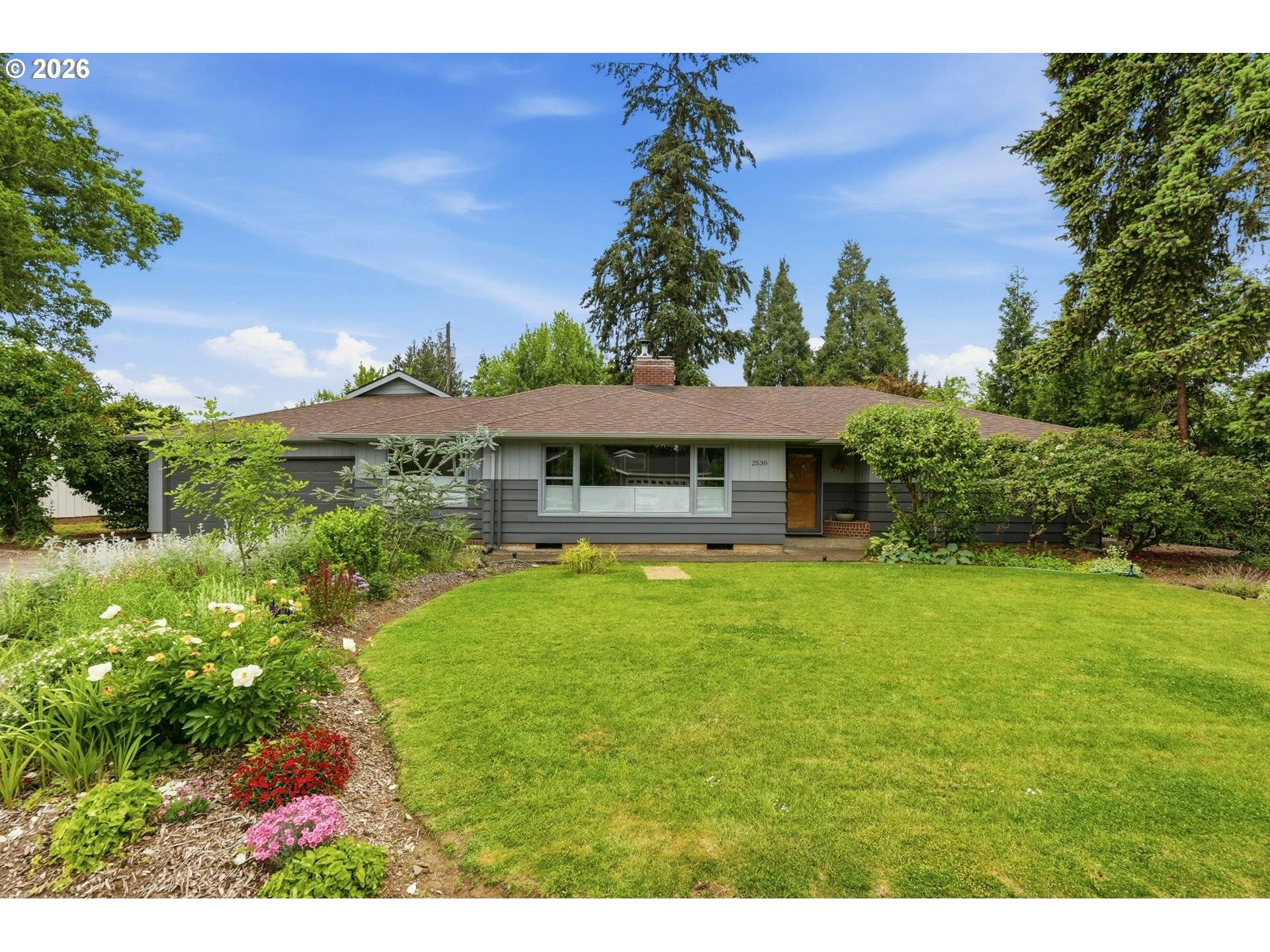 2530 SHARON WAY, Eugene, OR 97401