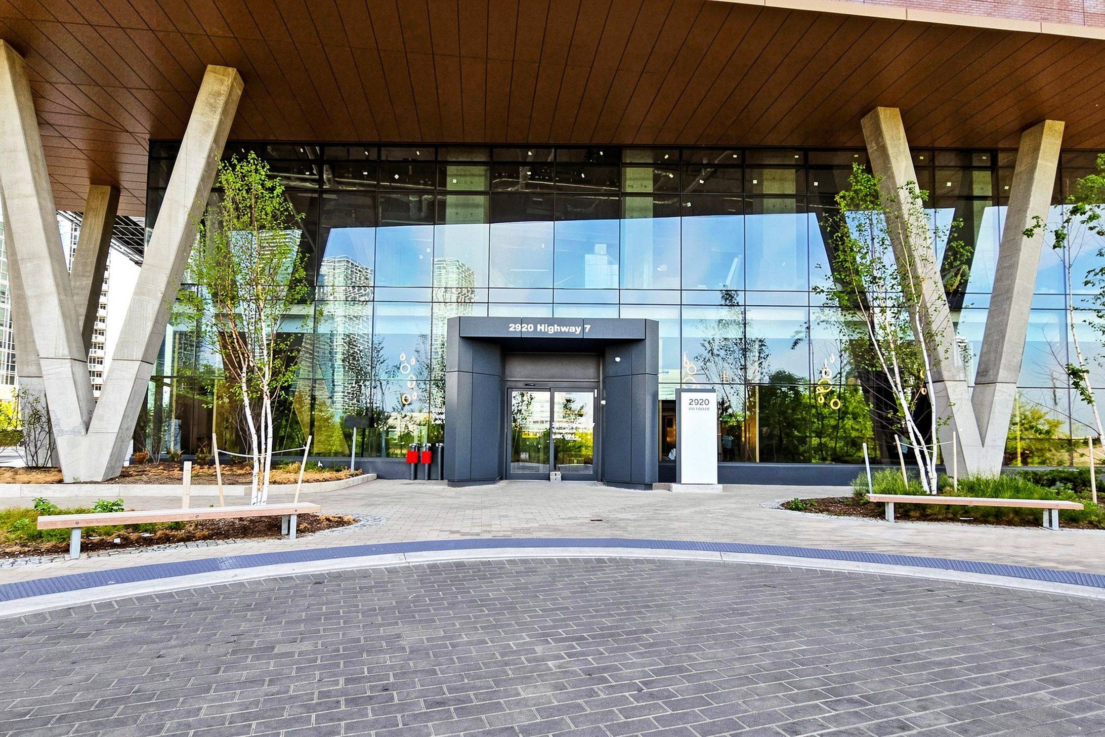2920 Highway 7 RD E #3206, Vaughan, ON L4K 0P4