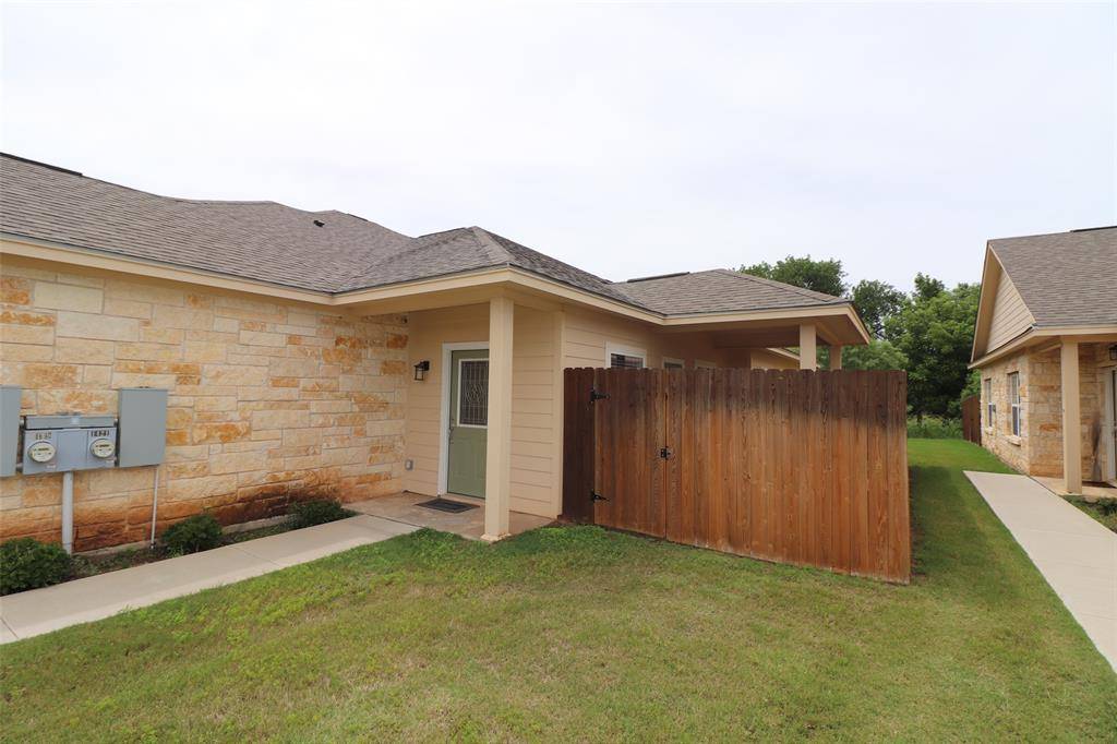 1419 Waterstone Drive, Brownwood, TX 76801