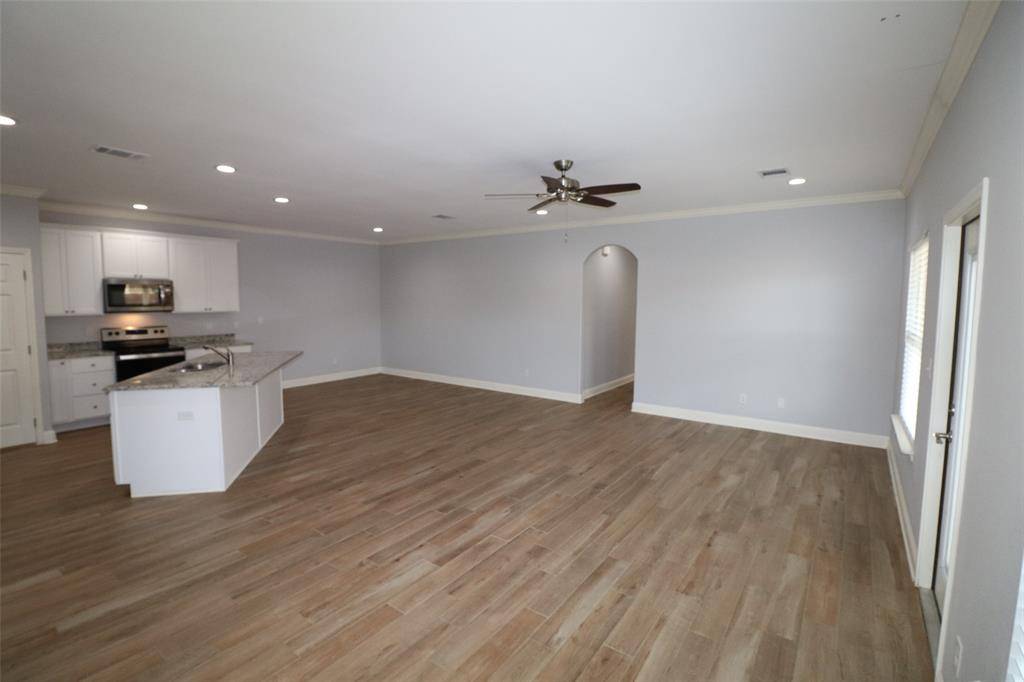 1419 Waterstone Drive, Brownwood, TX 76801