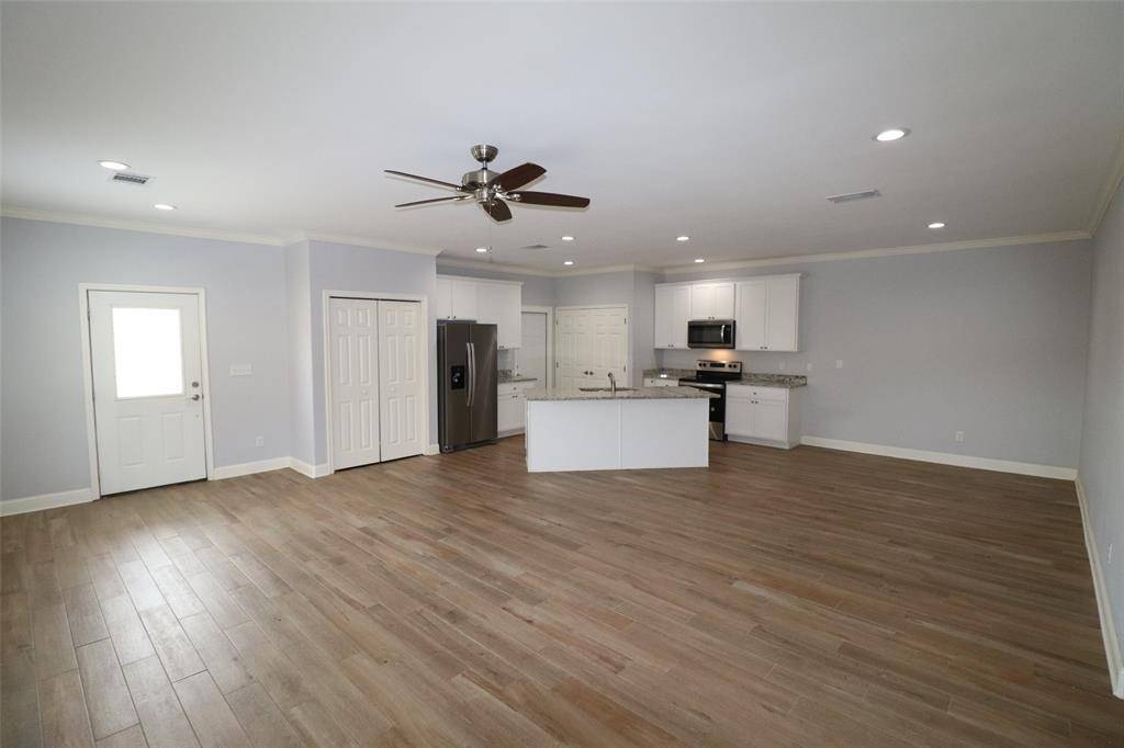 1419 Waterstone Drive, Brownwood, TX 76801