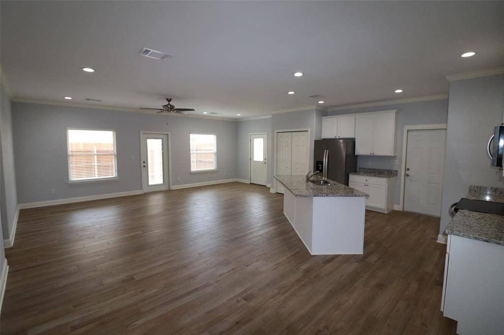 1419 Waterstone Drive, Brownwood, TX 76801