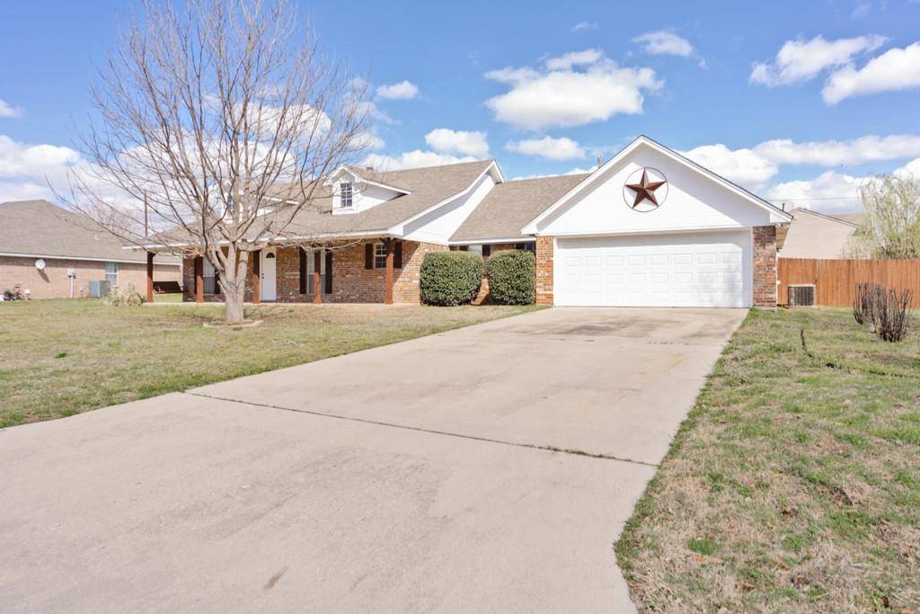 107 Ashley Street, Alvord, TX 76225