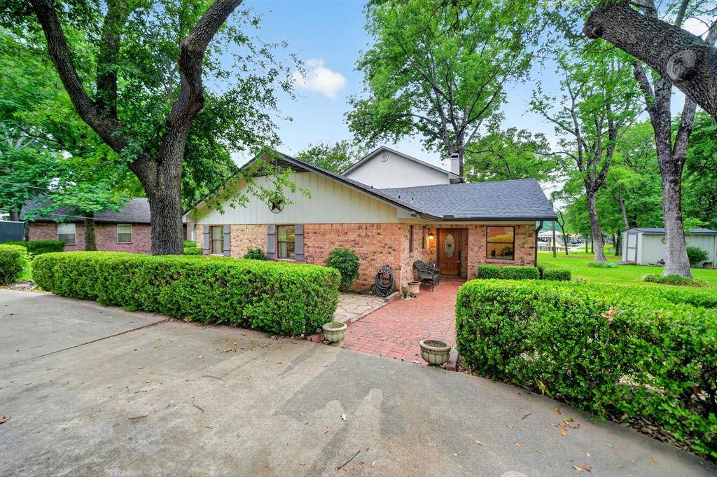 120 Turners Circle, Mabank, TX 75156