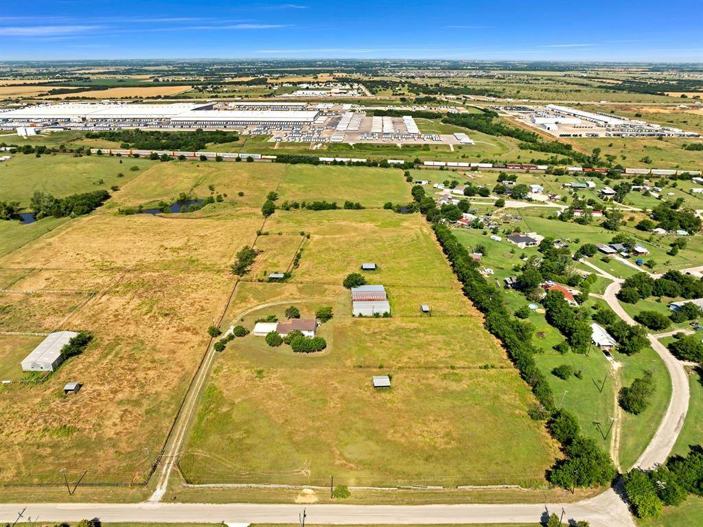 1795 Melton Road, Sanger, TX 76266