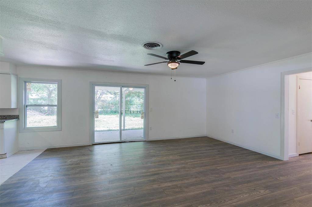 4208 Ashmore Drive, North Richland Hills, TX 76180