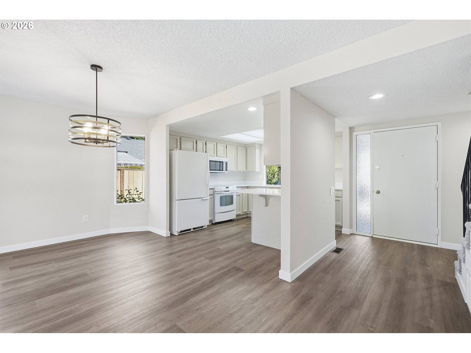 9445 SW SUMMERFIELD DR, Tigard, OR 97224