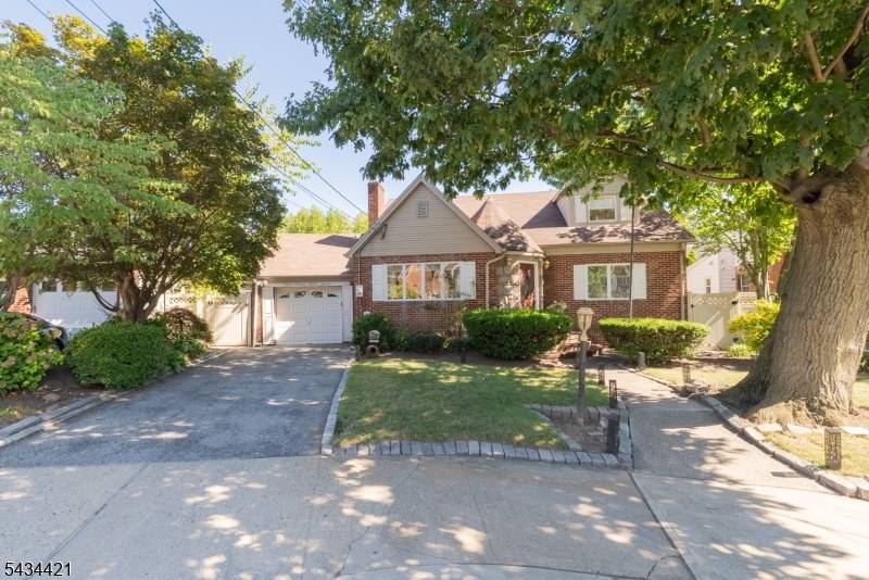 347 Westview Ave, Fort Lee Boro, NJ 07024