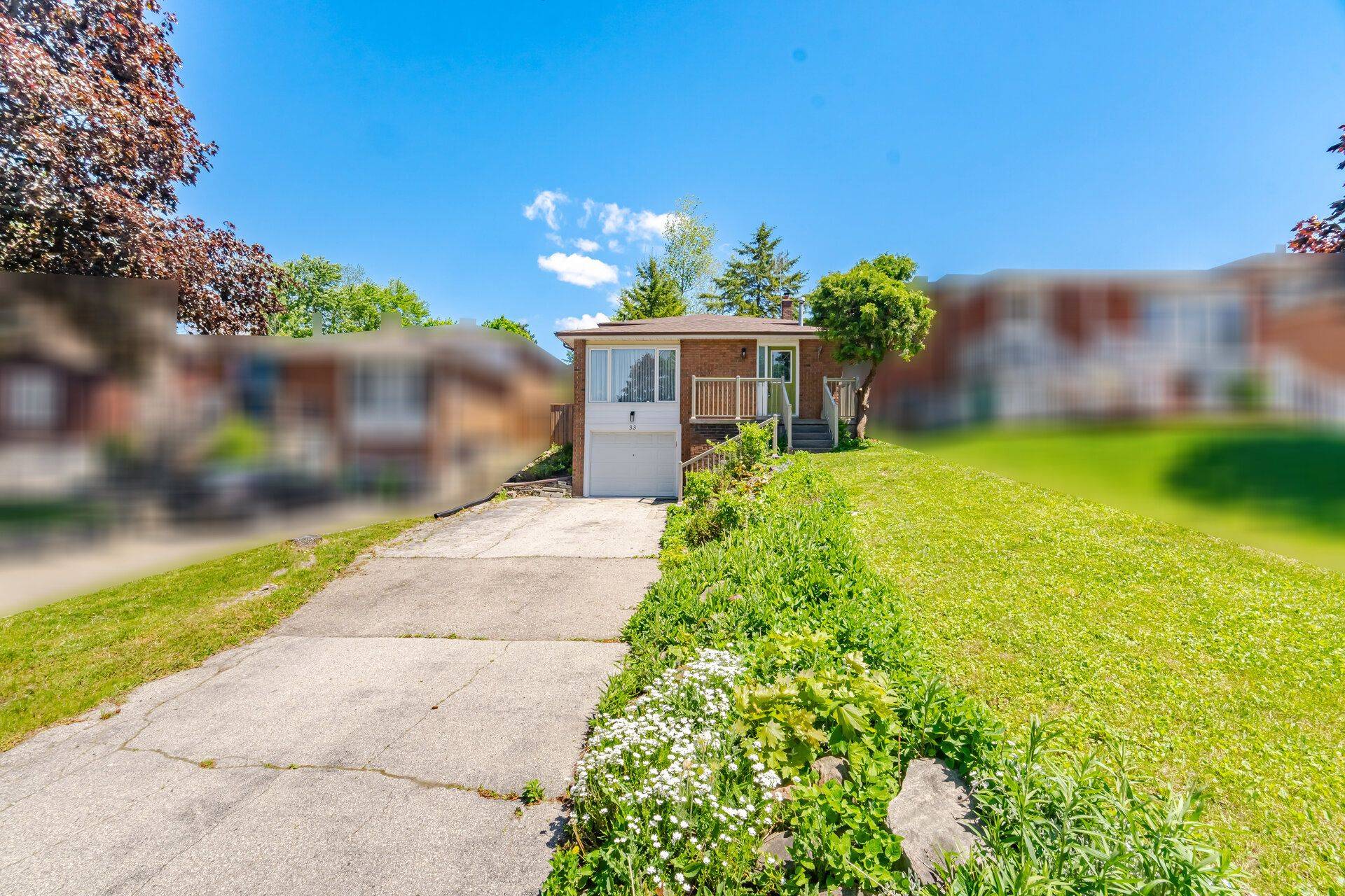 33 Hesp DR, Caledon, ON L7E 2R5