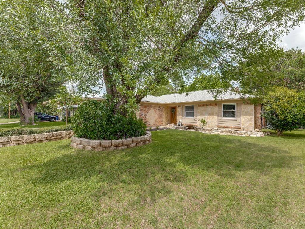 309 Georgetown Drive, Everman, TX 76140