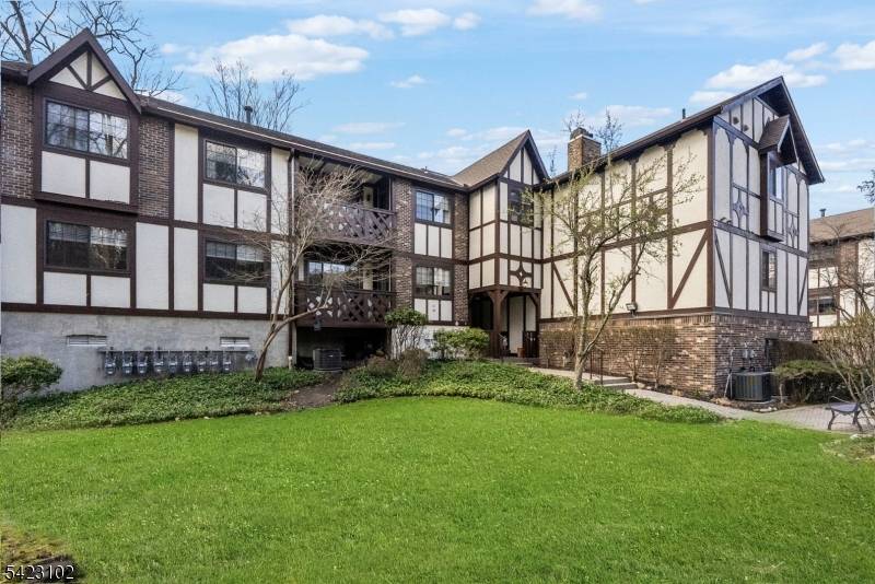 2309 Hemingway Ln #2309, Mahwah Twp., NJ 07430