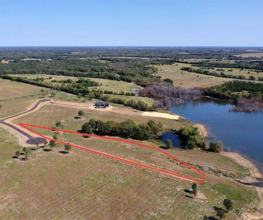 371 Lakewood Lane, Honey Grove, TX 75446