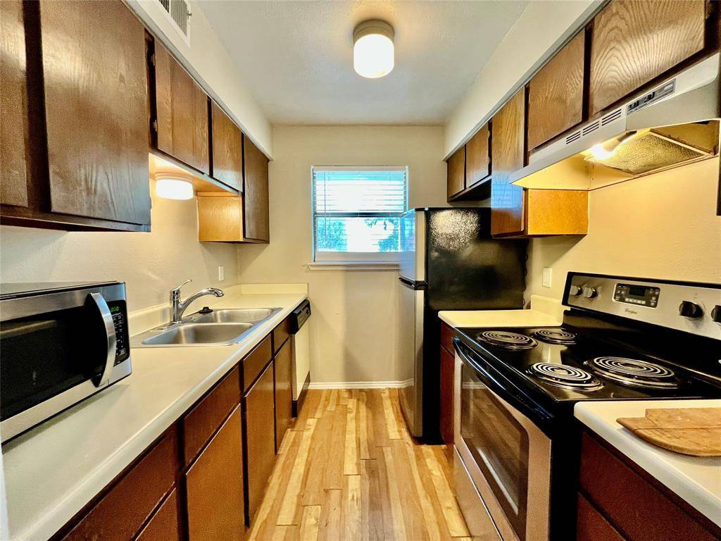 2526 W Prairie Street #205, Denton, TX 76201