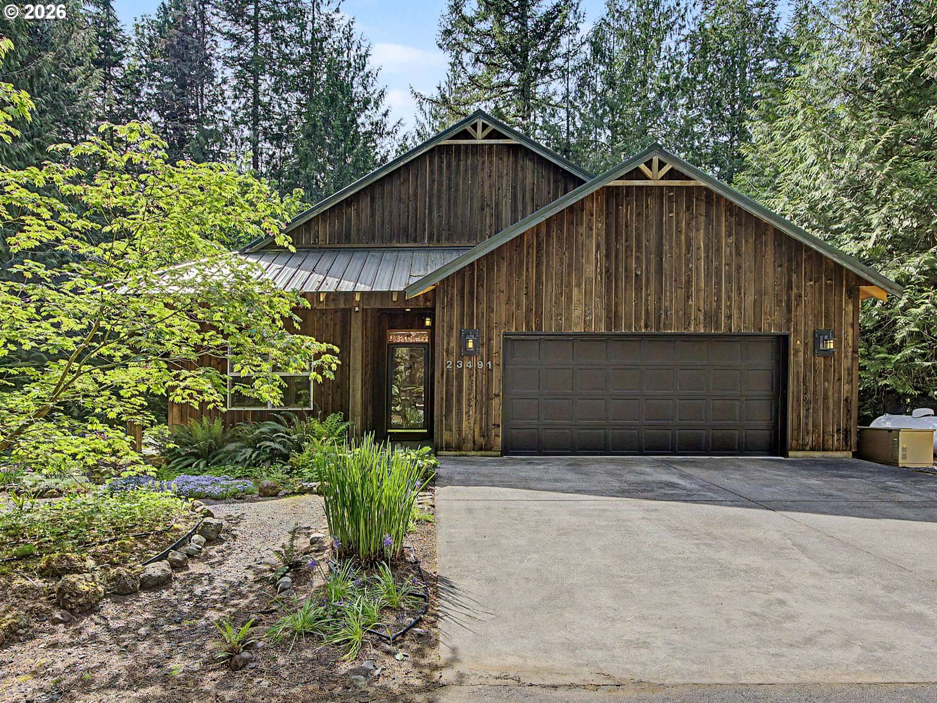 23491 E LOLO PASS RD, Rhododendron, OR 97049