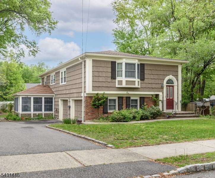 1 Ash Ln, Parsippany-troy Hills Twp., NJ 07034