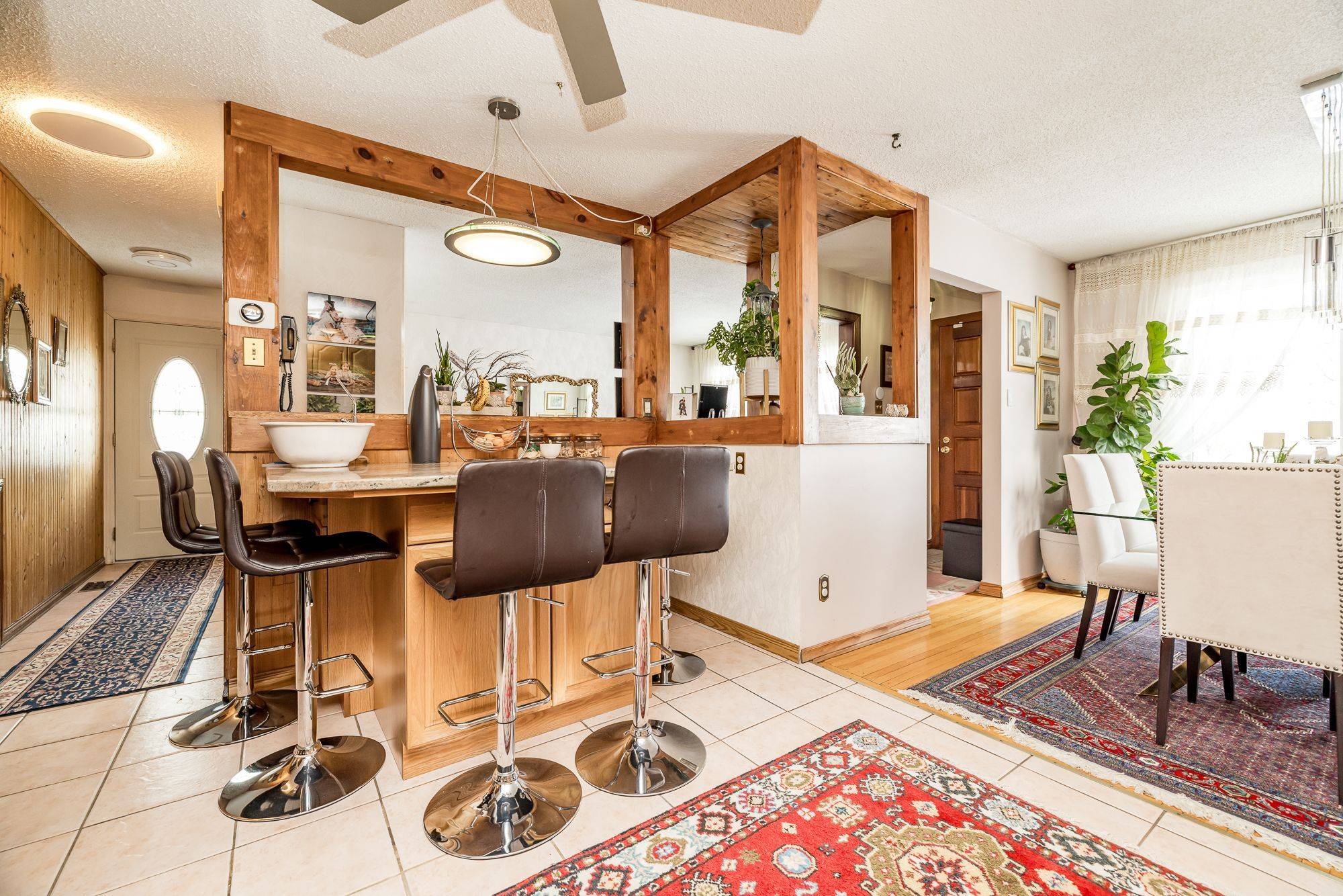 994 Charlton DR, Cyrville - Carson Grove - Pineview, ON K1J 8B3