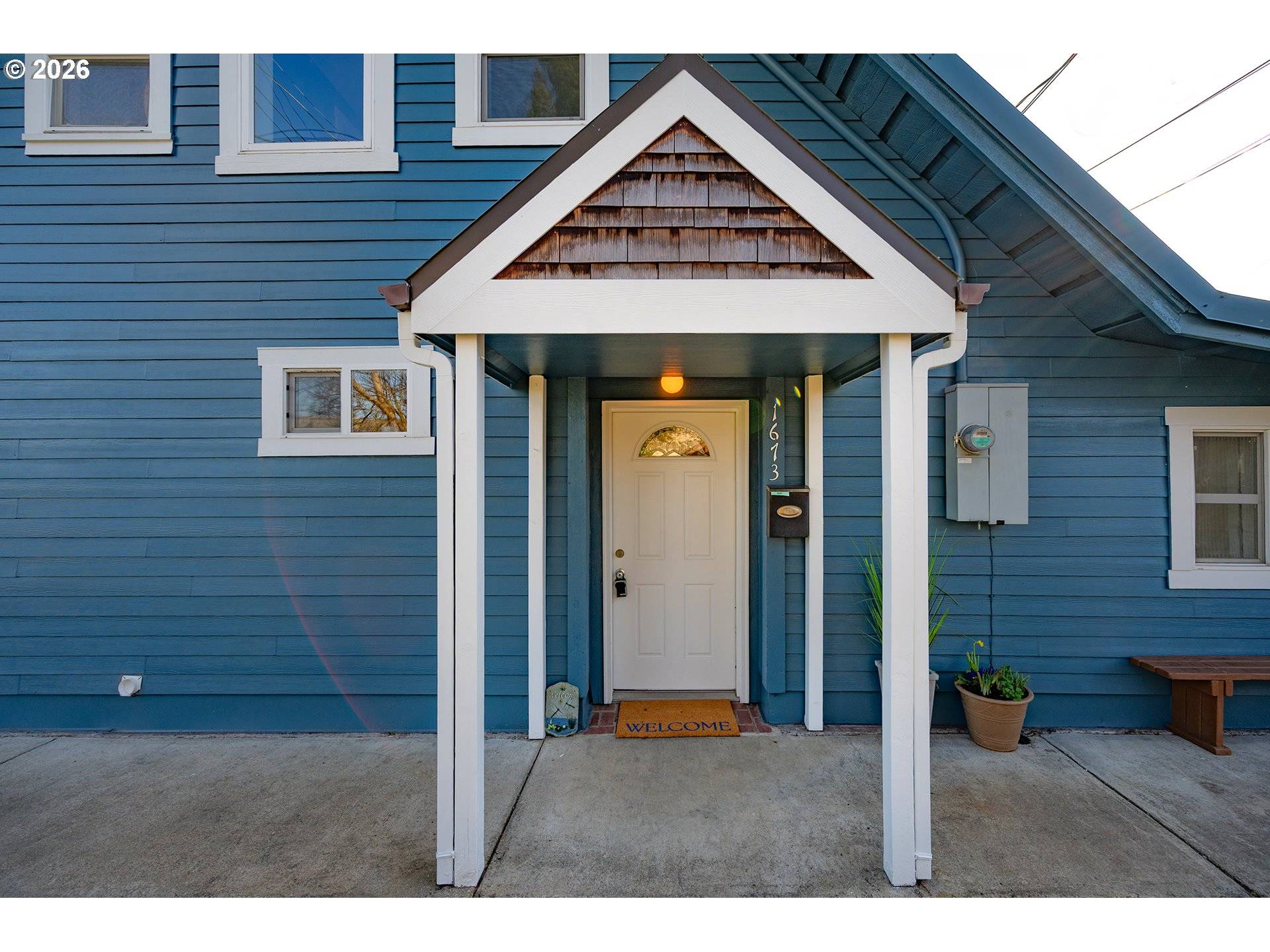 1673 Olive ALY, Eugene, OR 97405