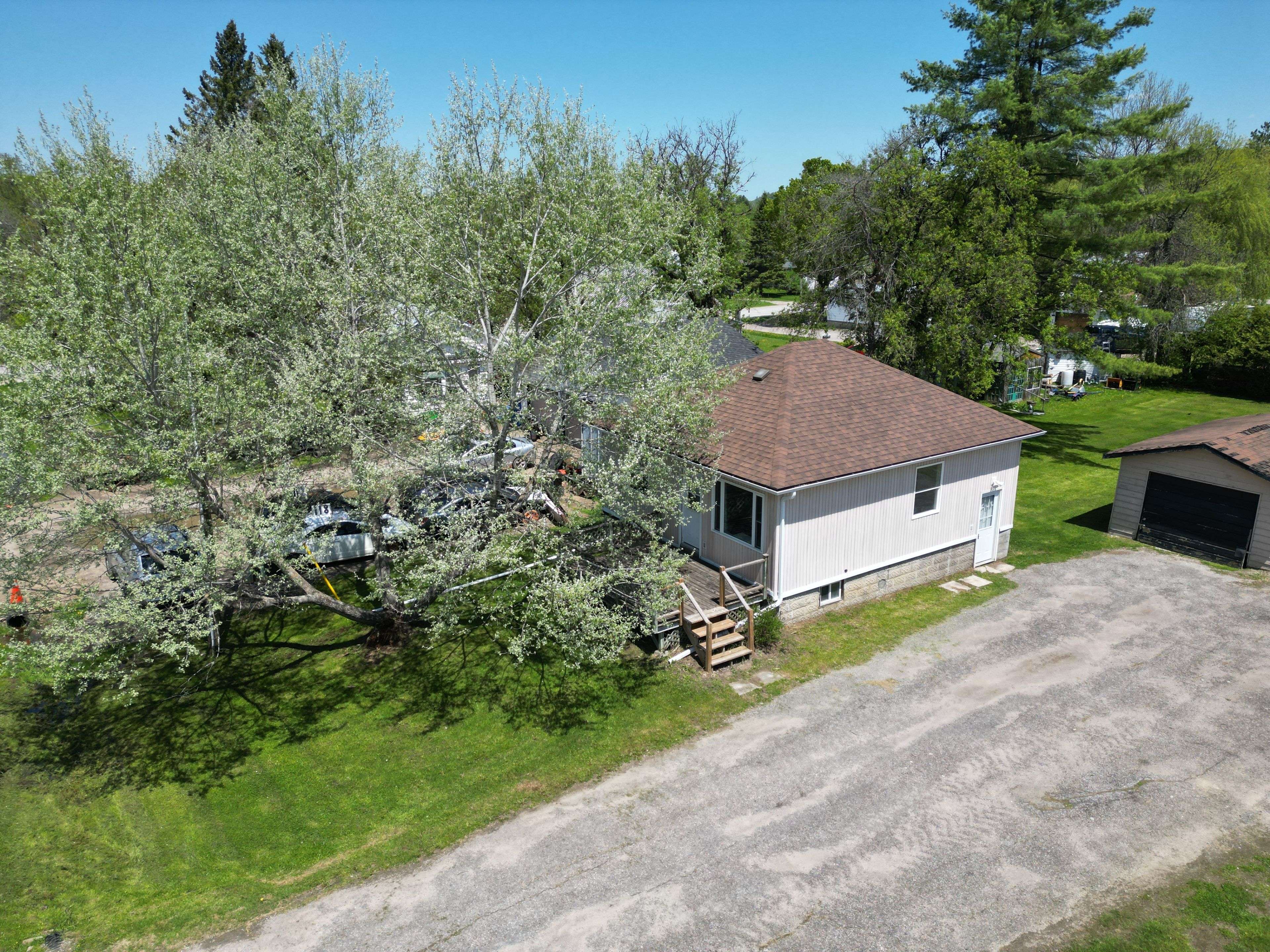 14 Chandos ST, Minden Hills, ON K0M 2K0