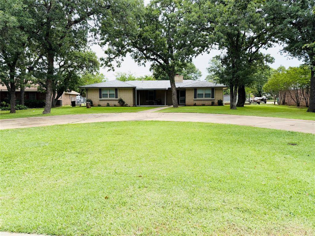 506 Oakwood Drive, Eastland, TX 76448