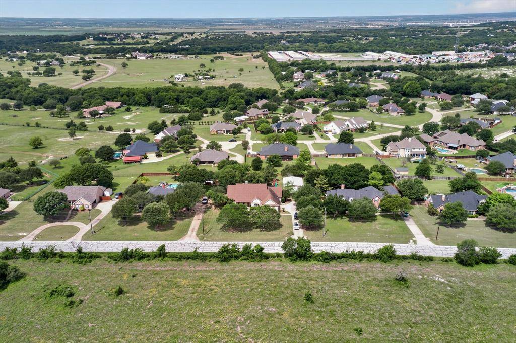 7011 Singleton Road, Midlothian, TX 76065