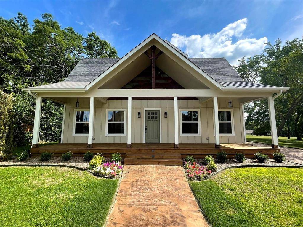 104 Charter Street, Whitesboro, TX 76273