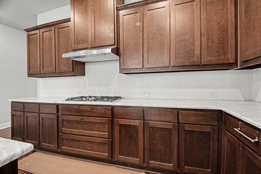 1425 Eclipse Road, Aubrey, TX 76227
