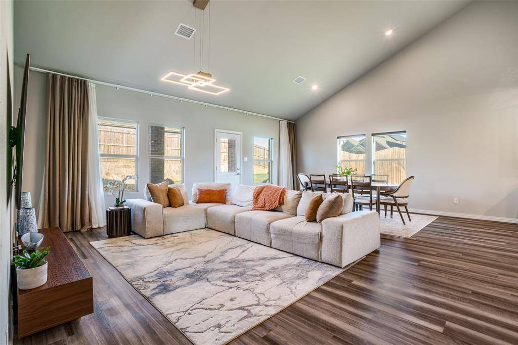 1900 Boulder Creek Trail, Melissa, TX 75454