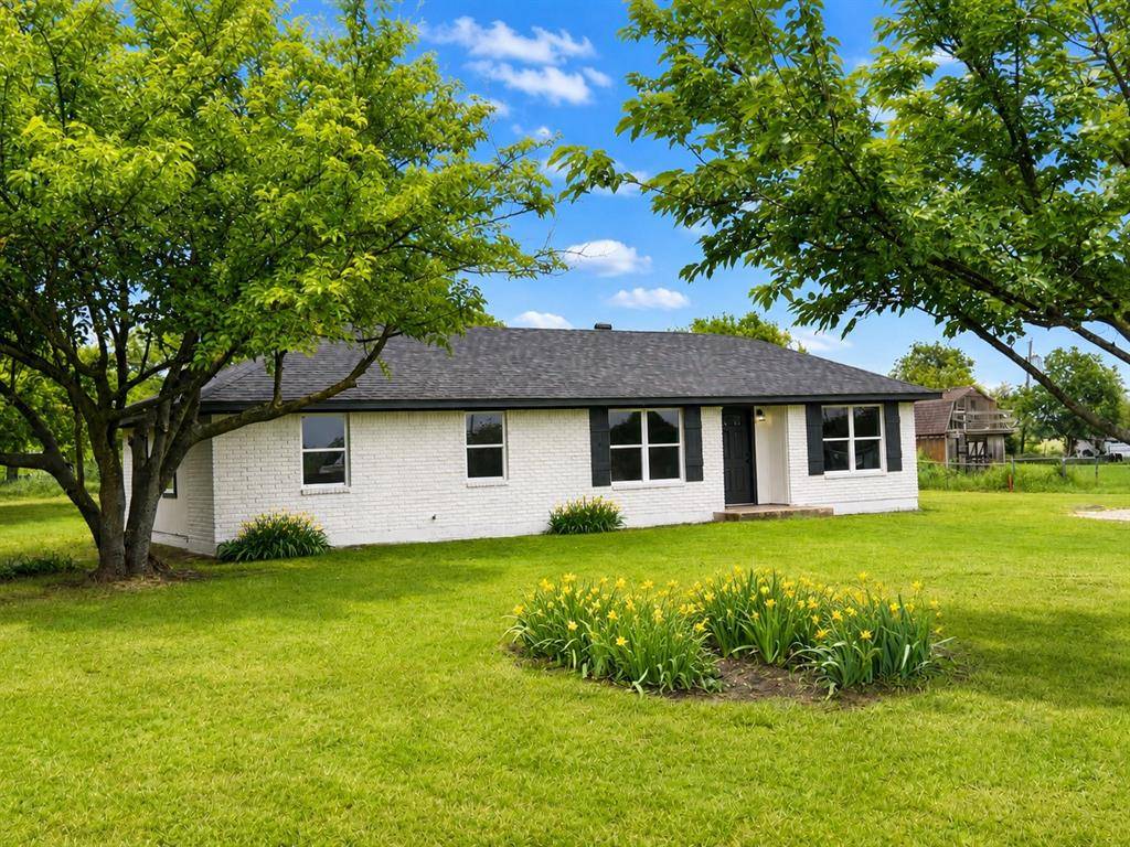 105 Paige Street, Weatherford, TX 76088