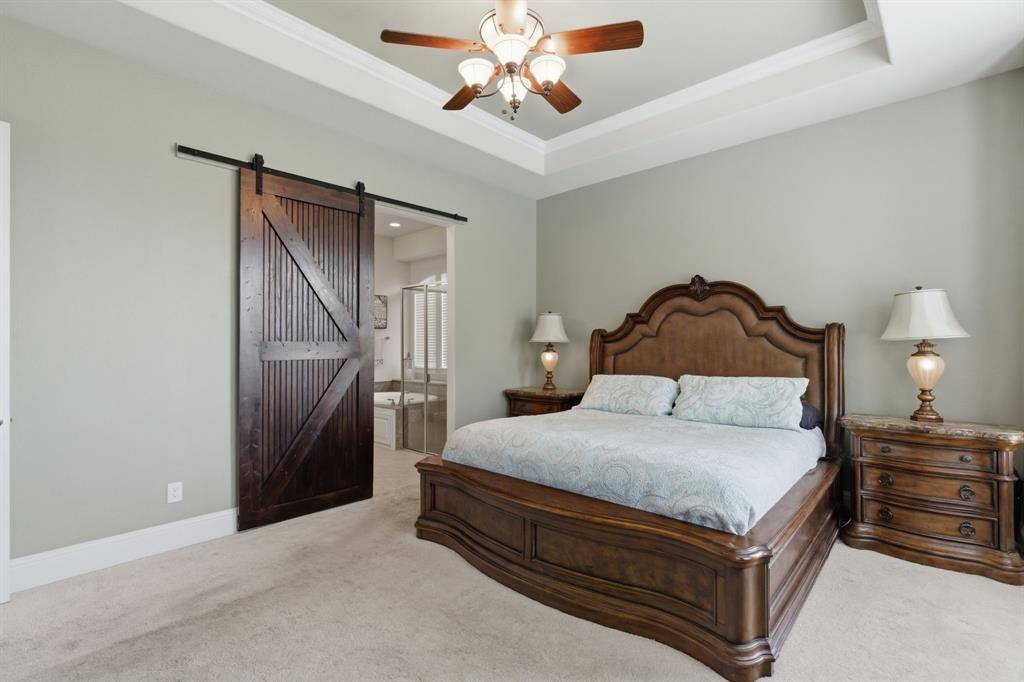 400 Ridgewood Drive, Lewisville, TX 75067