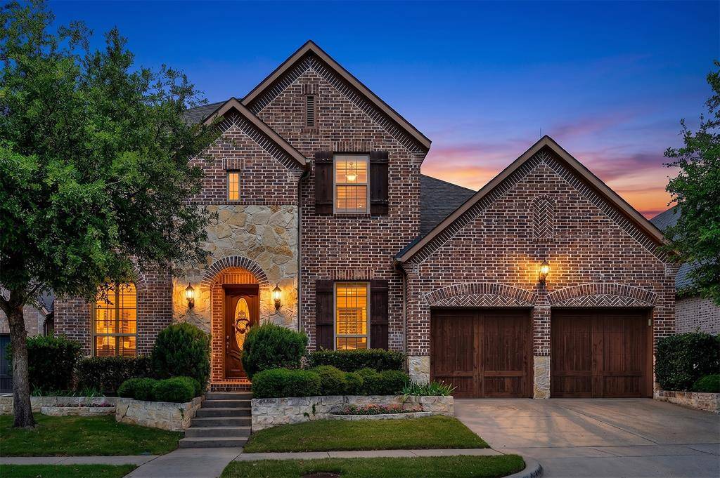 2248 Hidalgo Drive, Carrollton, TX 75010