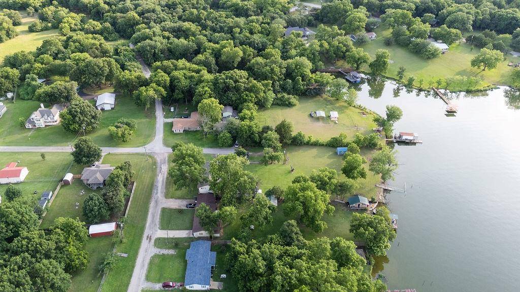 160 Vz County Road 3732, Wills Point, TX 75169