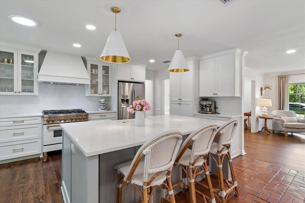 11439 Rosser Road, Dallas, TX 75229