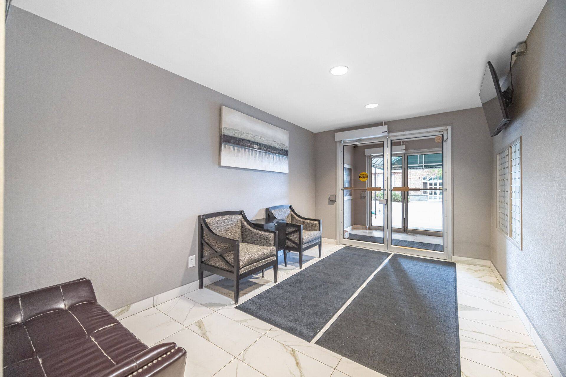 32 Tannery ST #504, Mississauga, ON L5M 6T6