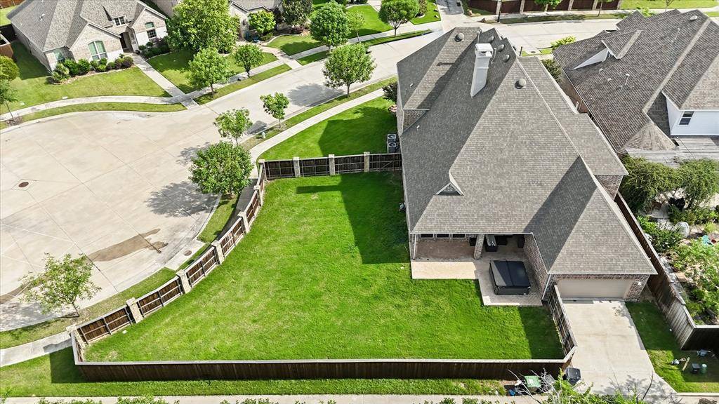 2716 Damsel Madison Lane, Lewisville, TX 75056