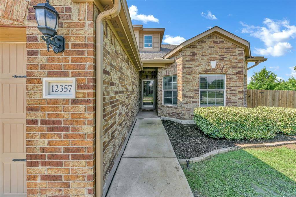 12357 Orloff Drive, Rhome, TX 76078