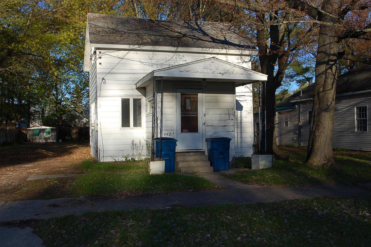 442 Boon ST, Cadillac, MI 49601