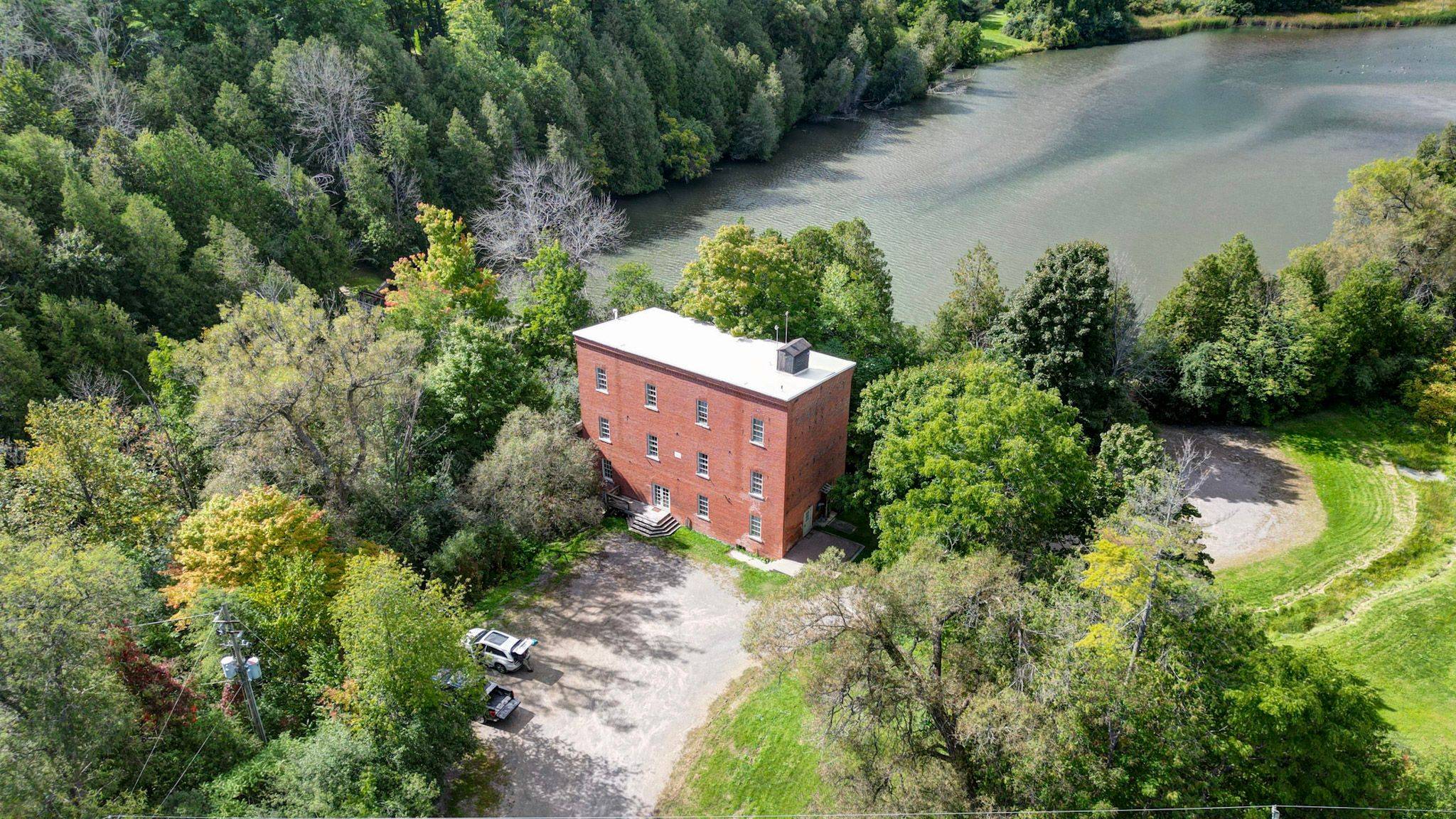 4476 County Road 10 RD #3rd Floor, Port Hope, ON L1A 3V5