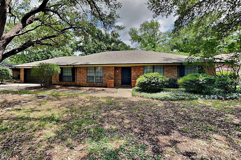 1306 Pinon Drive, Mansfield, TX 76063