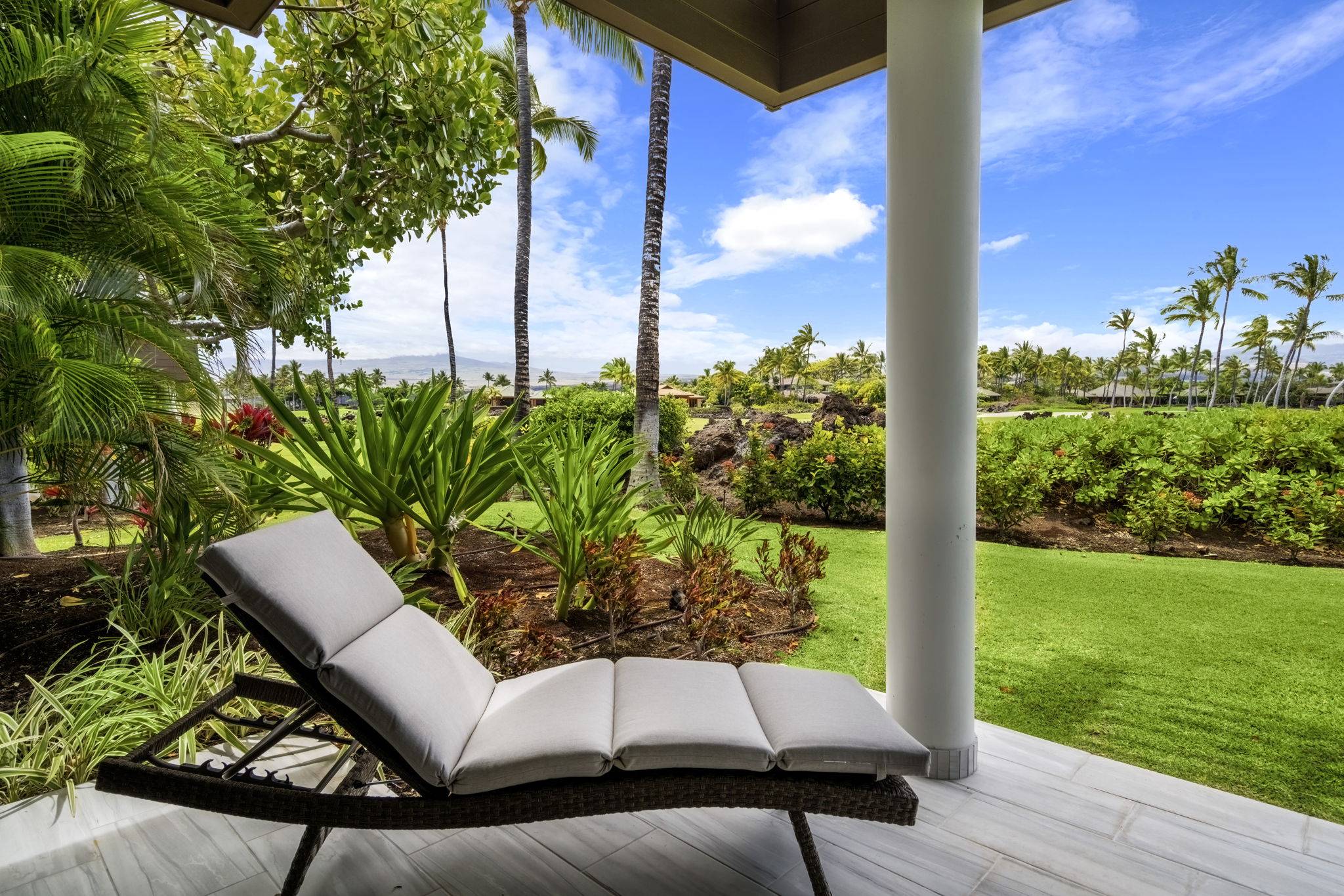 68-1050 MAUNA LANI POINT DR #H107, Kamuela, HI 96743