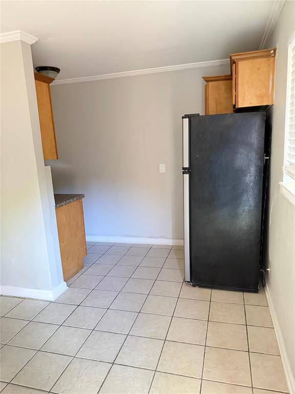 1505 W Lovers Lane #2, Arlington, TX 76013