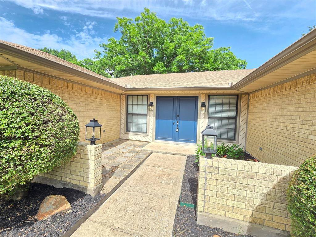 1507 Clover Hill Road, Mansfield, TX 76063