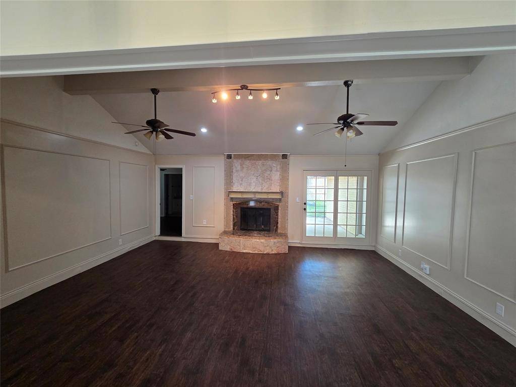 1507 Clover Hill Road, Mansfield, TX 76063