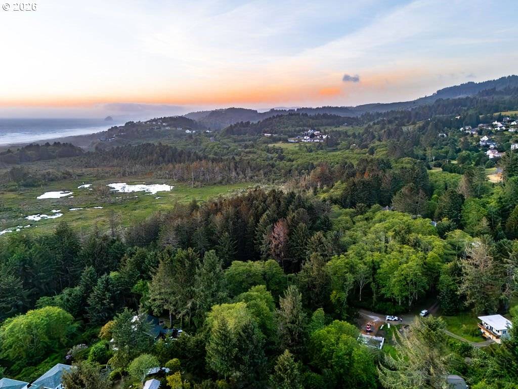 Terrace DR, Neskowin, OR 97149