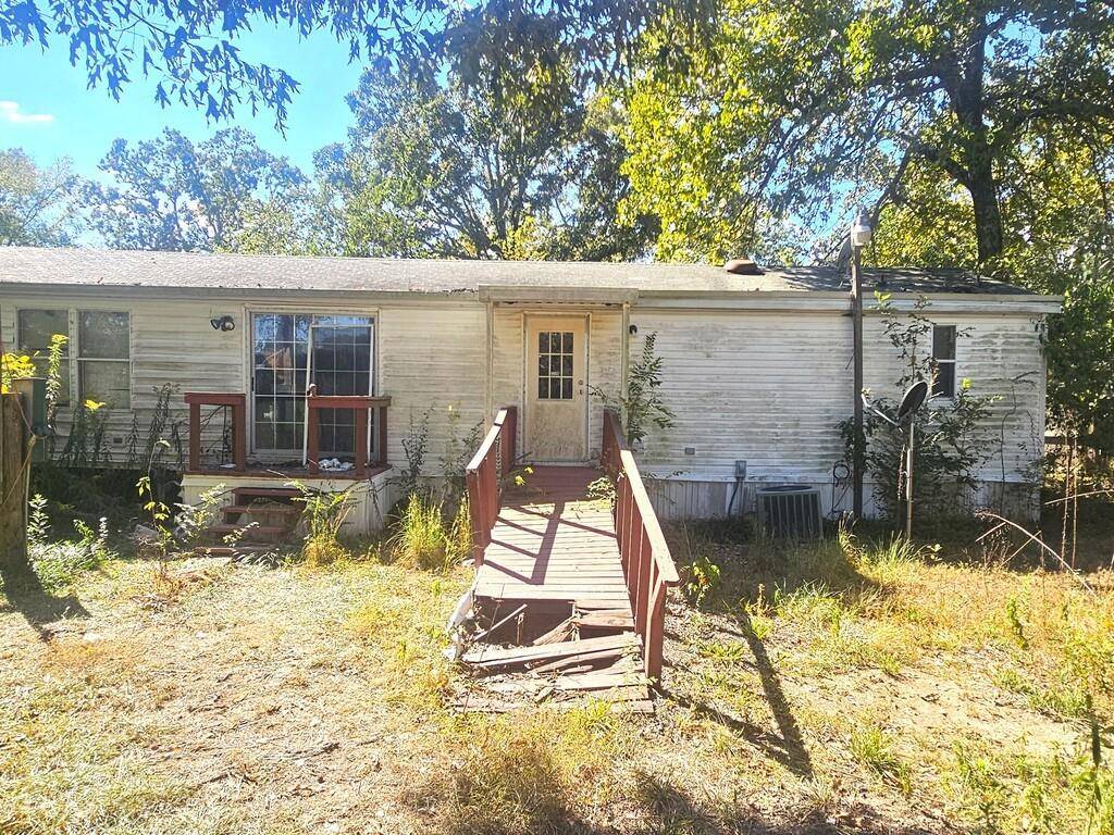 275 Byrd Circle, Karnack, TX 75661