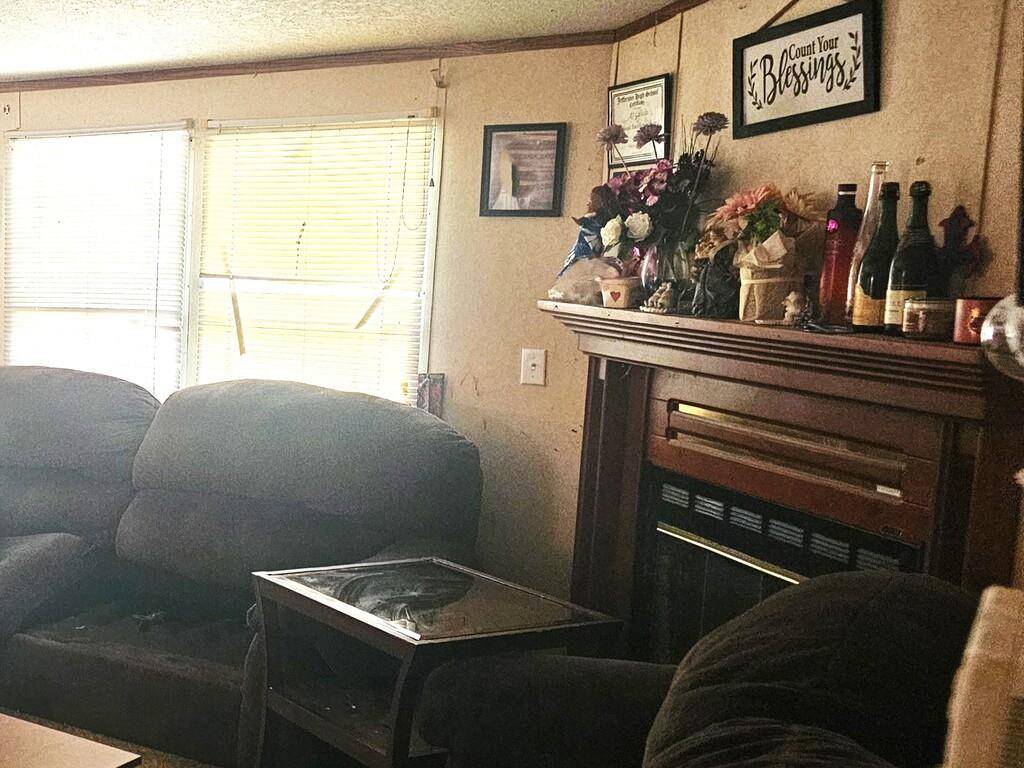 275 Byrd Circle, Karnack, TX 75661